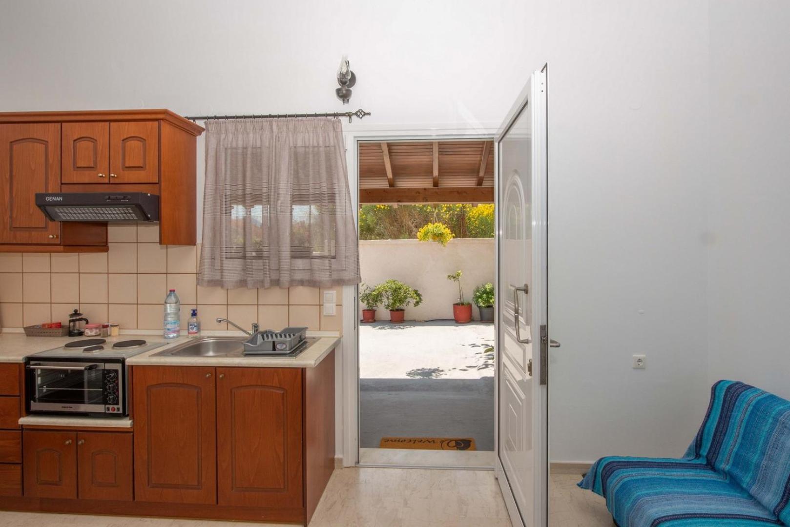 Lena'S Apartments Astrakeri Екстериор снимка